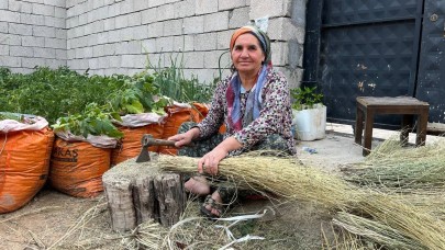 Ata Mirası : Ot Süpürge Geleneği Devam Ediyor