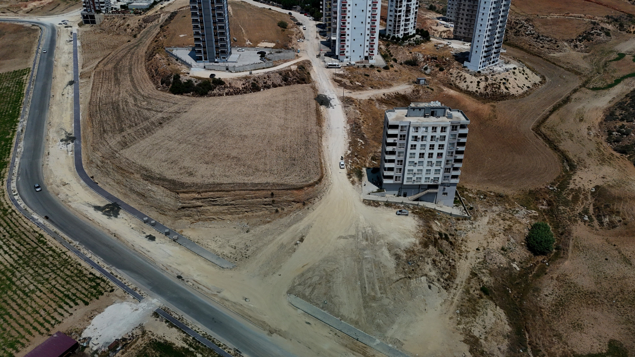 Sarıçam'da Yol Sorunu:Vatandaşlar İsyan Etti