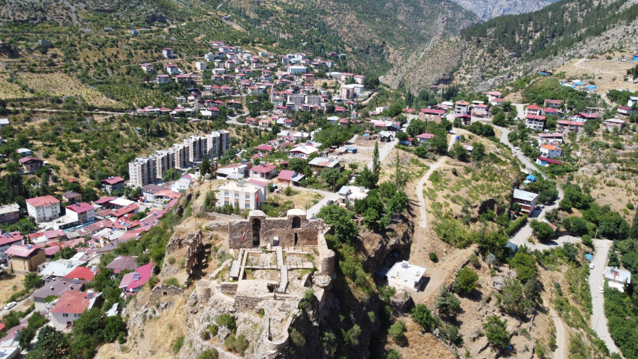 Sıcaktan Kaçıp Yaylalara Akın Ettiler