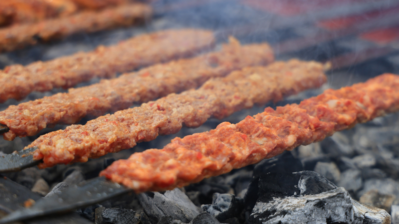 Karbonat, Hamur, Ekmek... Adana Kebabı'ndaki Hileye Dikkat!
