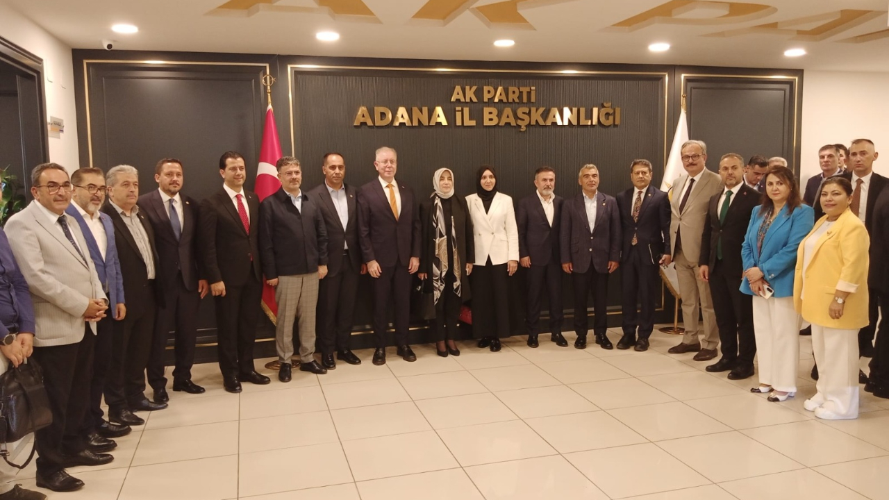"AK Parti, Türkiye İçin Çözüm Üretiyor"