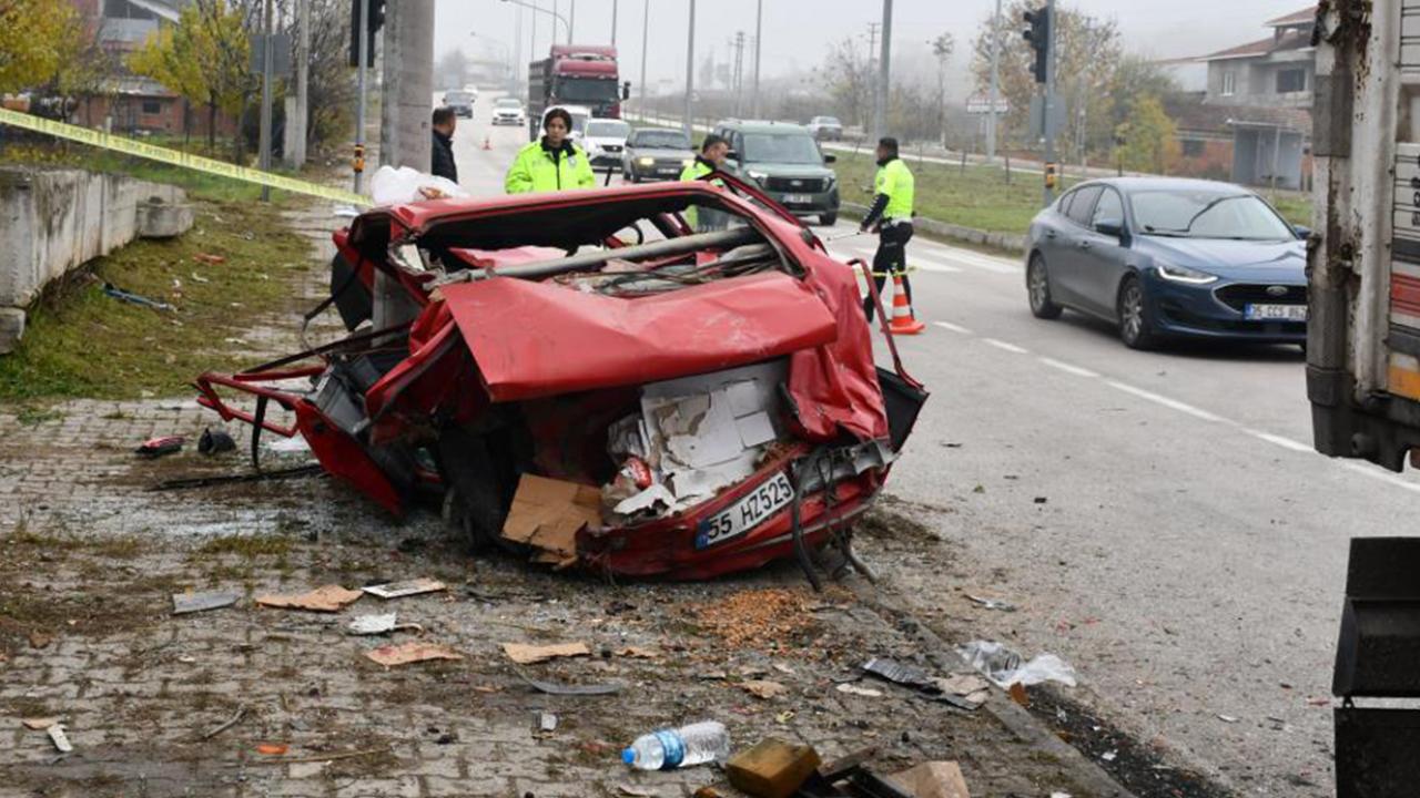 Tofaş Kağıt Gibi Katlandı:4 Yaralı