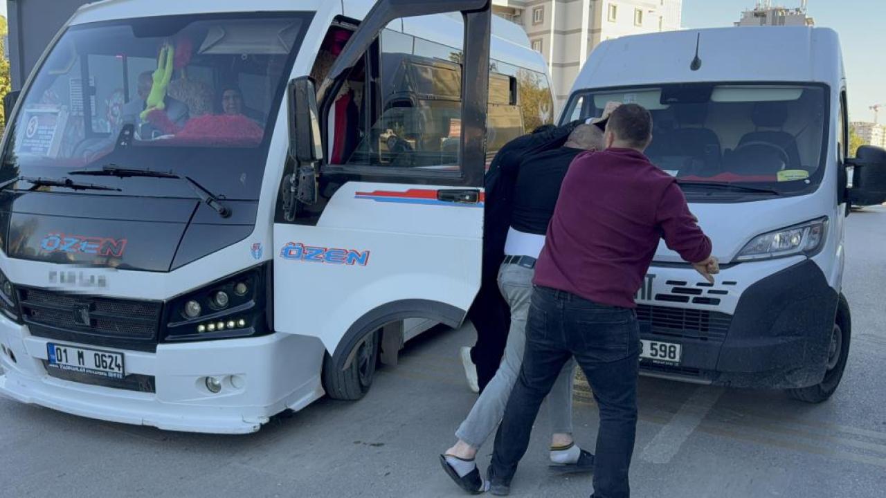 Trafikte Gergin Anlar:Darpla Bitti