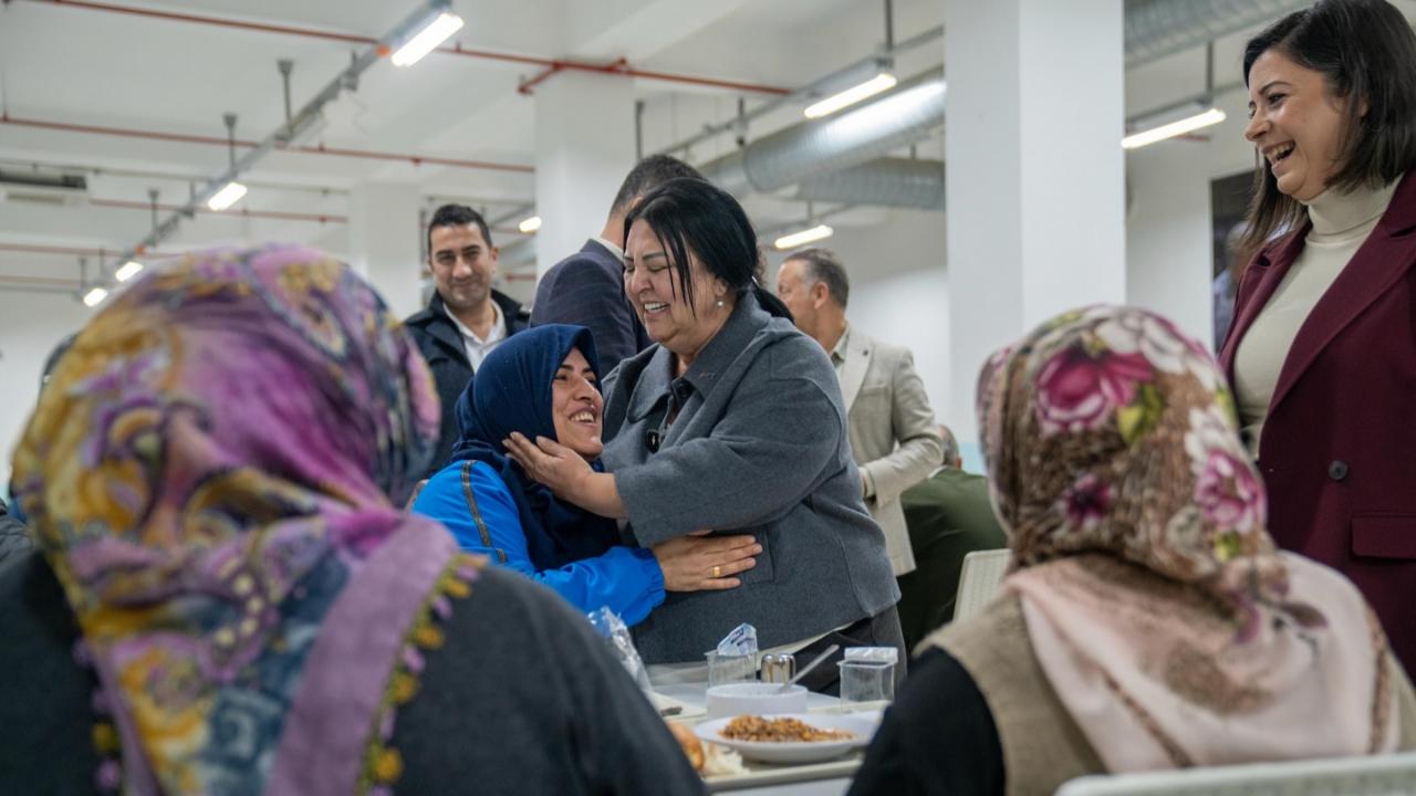 Başkan Vekili Akkan, Seyhanlılarla İftar Sofrasında Buluştu