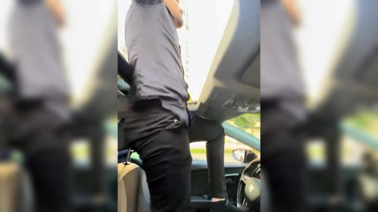 Ayaklı Direksiyon Şovu Pahalıya Patladı