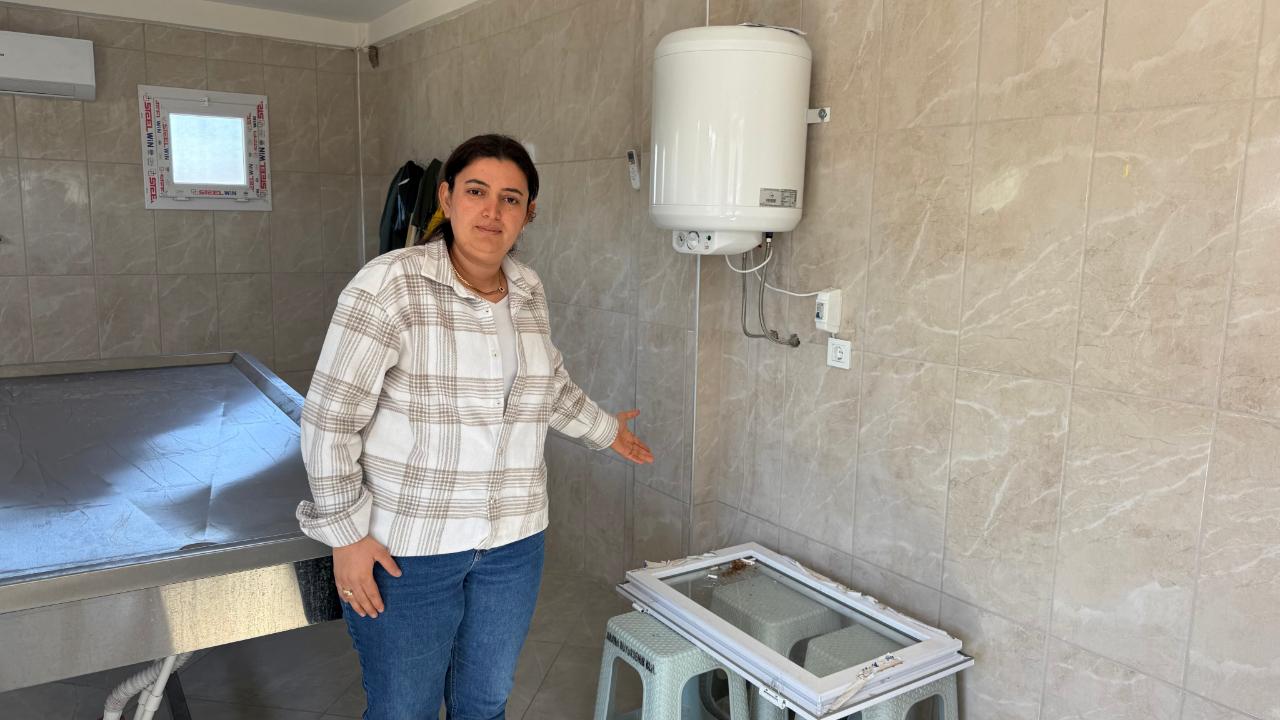 Mezarlıkta Şok Olay! Gasilhaneden Kefen Çalındı