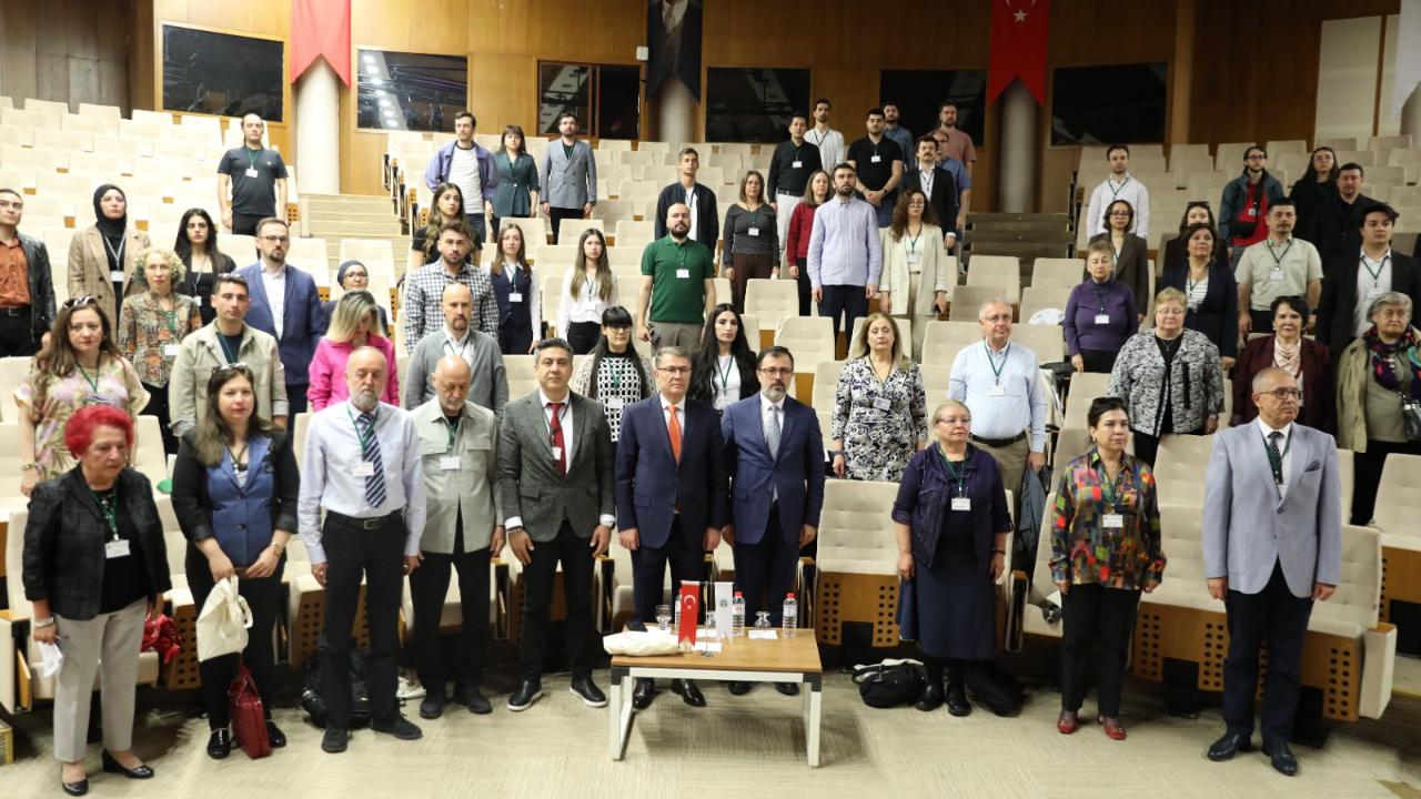 39. Ulusal Dilbilim Kurultayı Çukurova Üniversitesi Ev Sahipliğinde Başladı