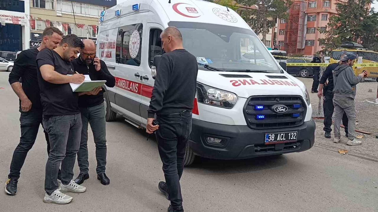 Baba-Oğul İnşaat İşçilerine Ateş Açtı:2 Yaralı