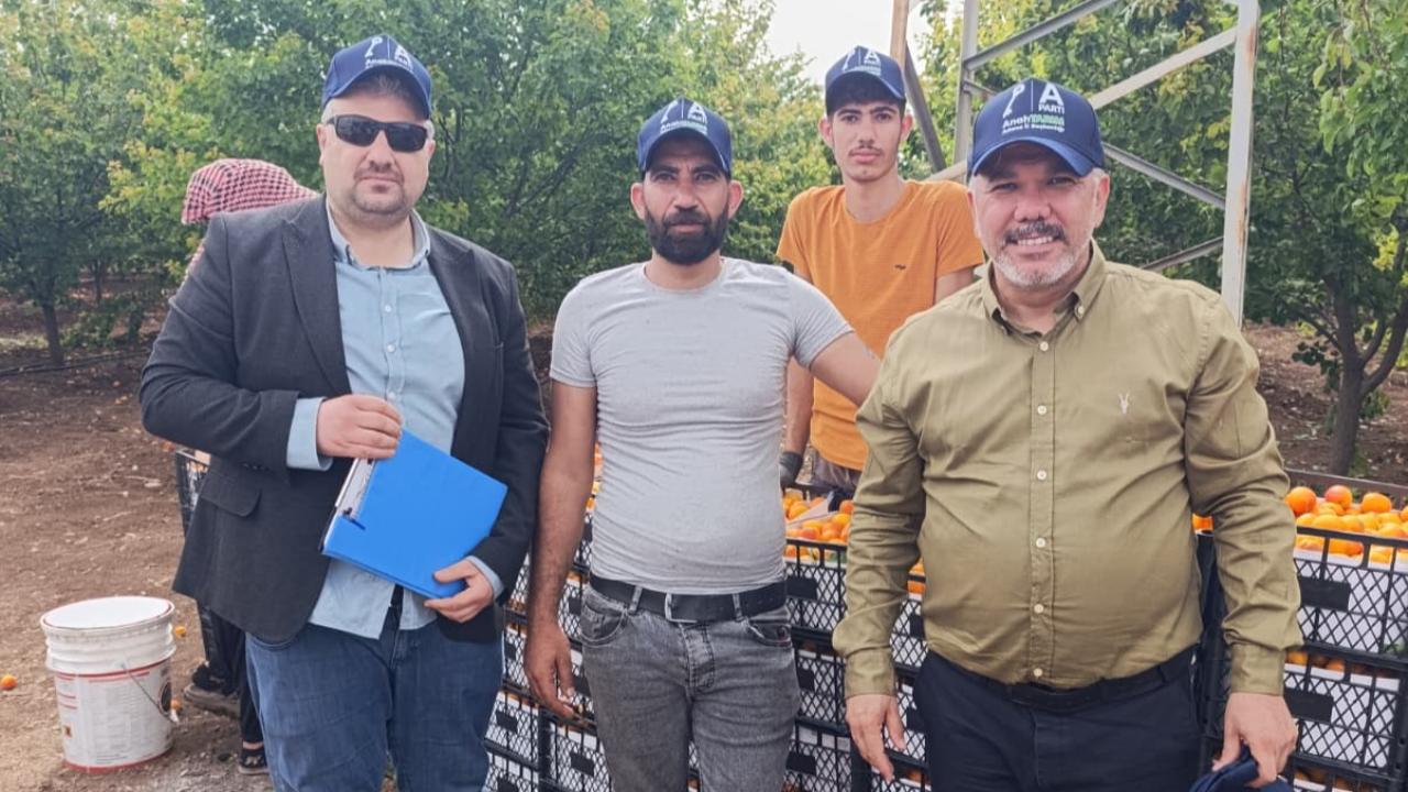 Anahtar Parti’den Adana’da Çiftçi Çıkarması:“Üreten Kazanamıyor”