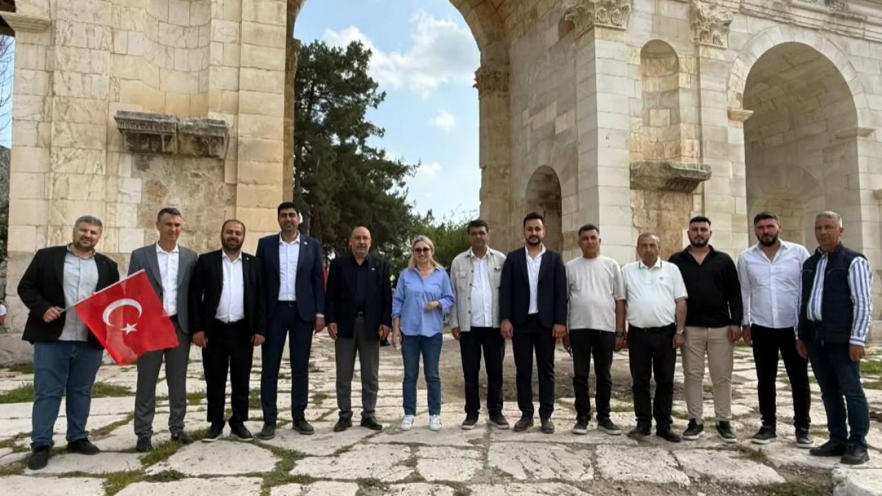 Anavarza Antik Kenti’nde Nihal Ağca İle Gençlik Rüzgarı