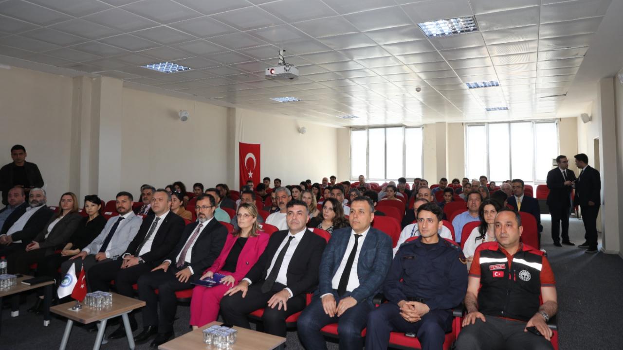 ÇÜ Yumurtalık MYO 9. Uluslararası Akdeniz Bilimsel Araştırmalar Kongresine Ev Sahipliği Yaptı