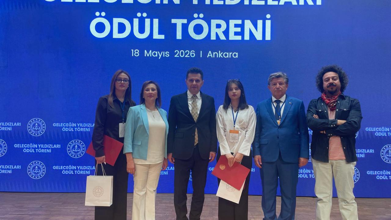 “Emanet”İn Ödülünü Aldılar