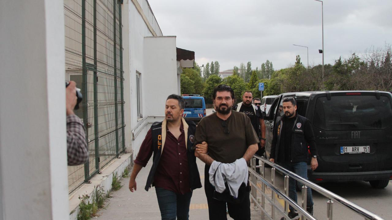 Gözaltına Alınan Rasim Ozan Kütahyalı Adana’ya Getirildi