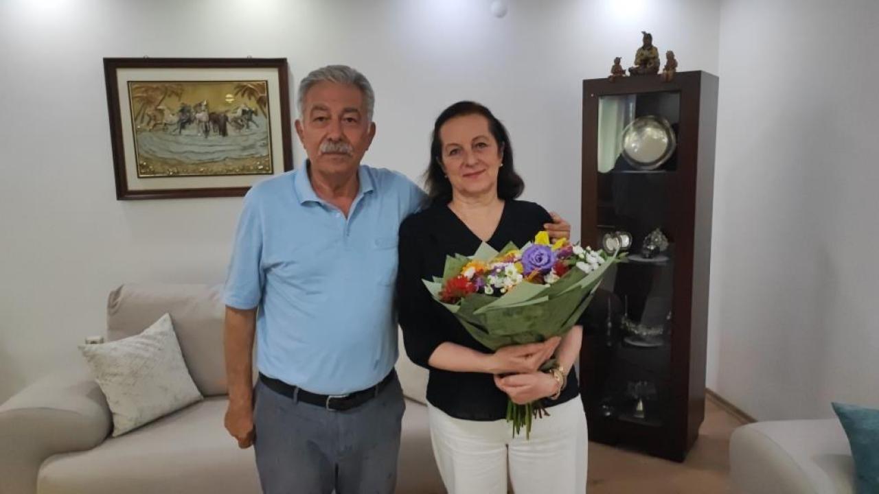 45 Yıllık Öğretmene Eşinden Unutulmaz Veda
