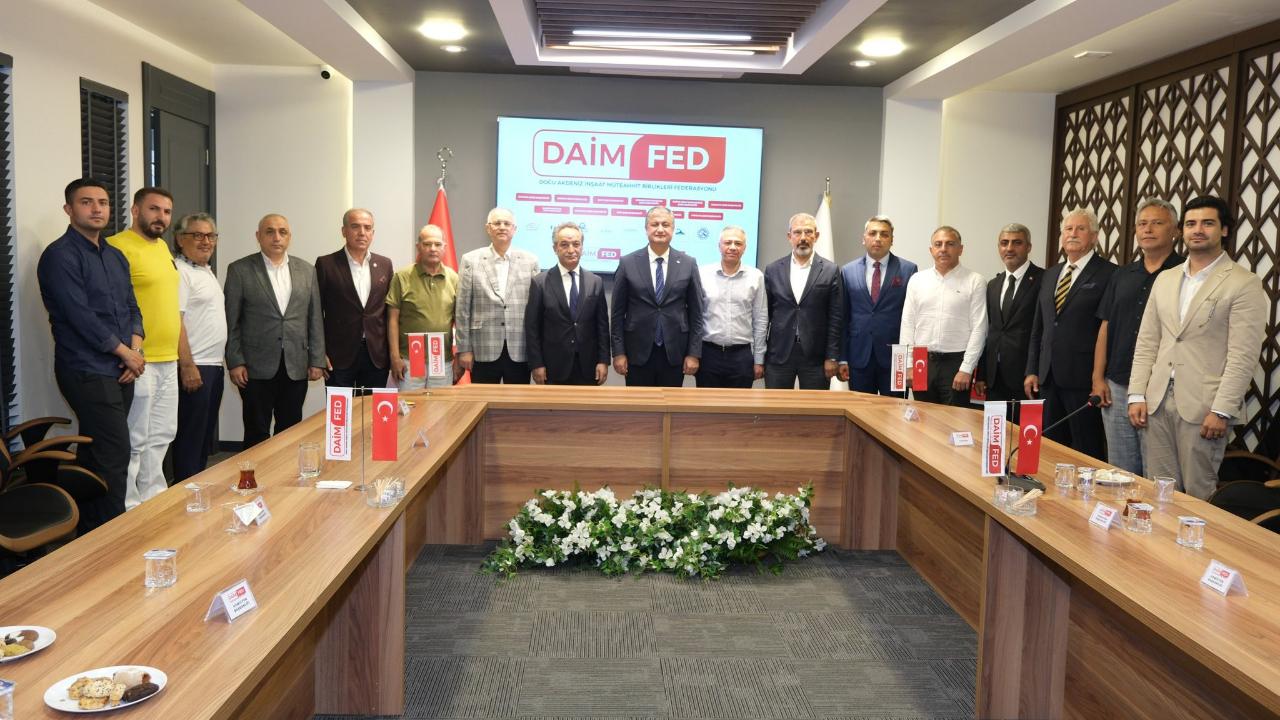 Adana Valisi Yavuz’dan DAİMFED’e Hayırlı Olsun Ziyareti