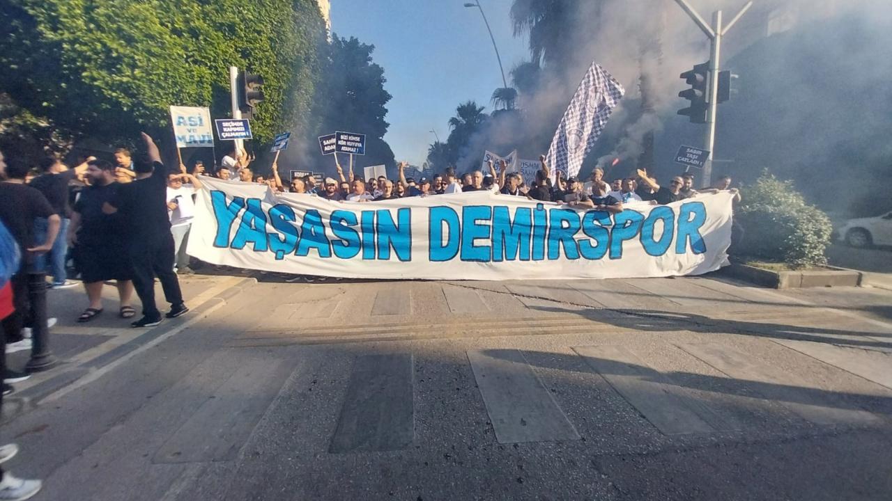 “Demirspor Yaşayacak, SÖZ VERİYORUZ”