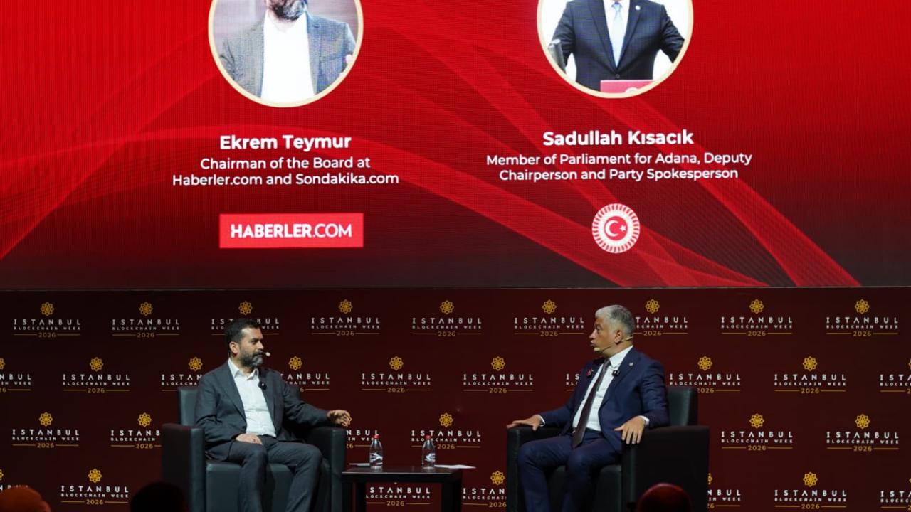 Kısacık Uluslararası Blockchain Week Zirvesi’nde Konuştu