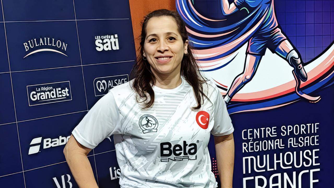 Narin Uluç Fransa’da Kürsü ve Puan Peşinde