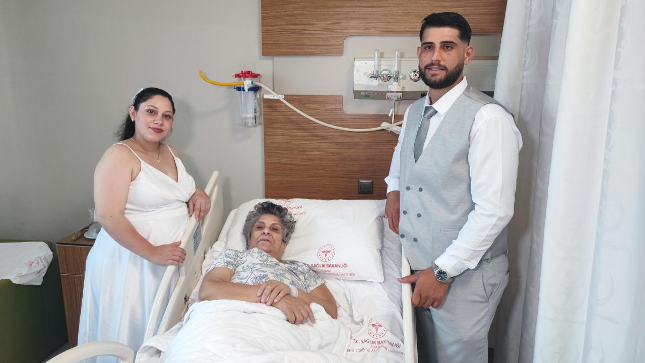 Nikah Öncesi Yürek Isıtan Ziyaret:Anne Duası Aldılar