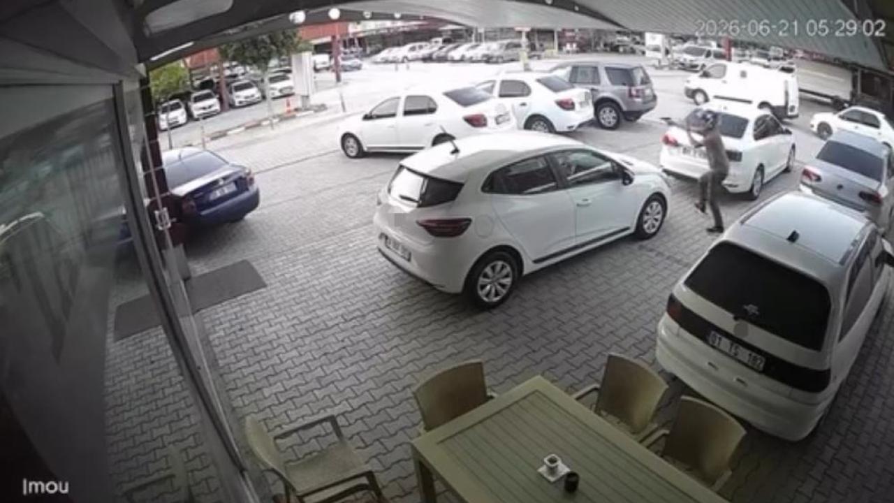 Oto Galericiler Sitesinde Silahlı Dehşet!