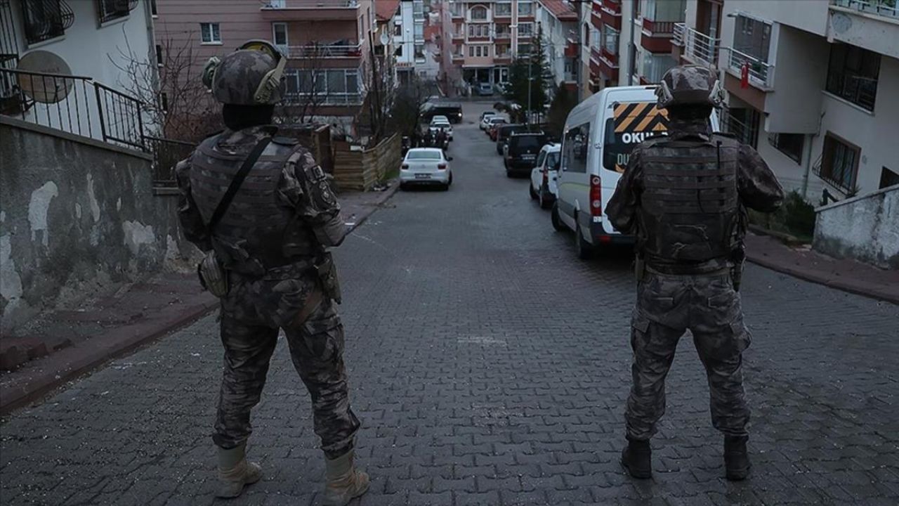 'Şapkalılar' Çetesine 5 ilde Operasyon:172 Tutuklama