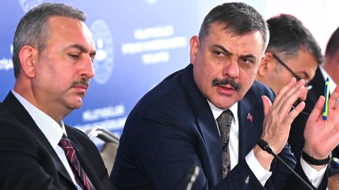 Türkiye’de Yasal Kalış Hakkına Sahip Yabancı Sayısı Belli Oldu