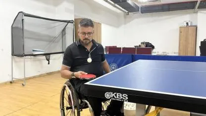 Belden Aşağısı Felç Kaldı, Raketiyle Hayata Yeniden Tutundu